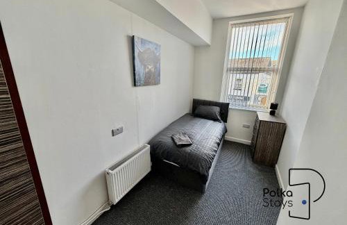 Comfy Ormskirk Family Stay by PolkaStays - Photo 7