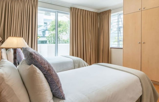 Bantry Beach Luxury Suites - Photo 15