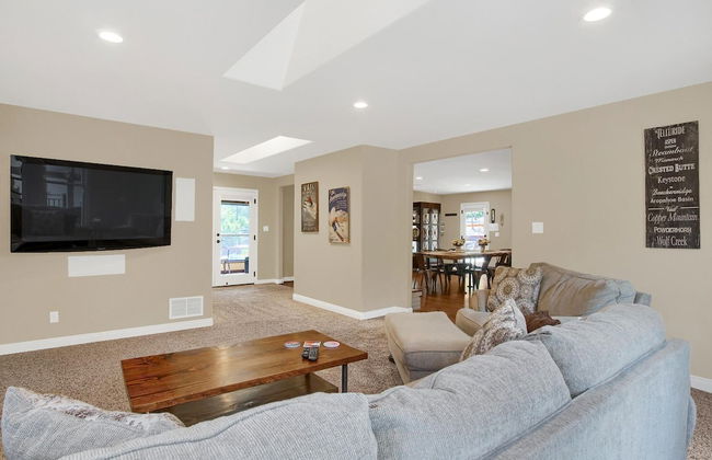 5BR Poe Manor Entertain,hot Tub+has Everything! - Foto 23