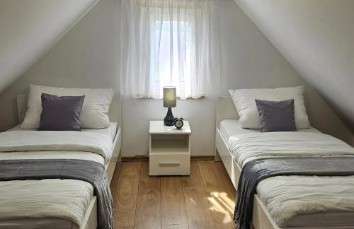 Pod kamieniem - Foto 9