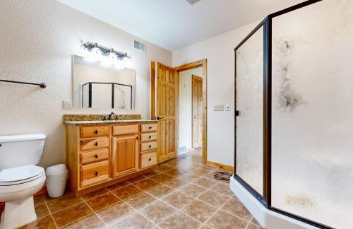 Steps to Sturgeon River! Dog-Friendly Nature Haven - Foto 18