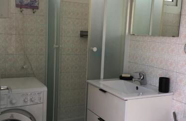 Studio avec terrasse face plage parking - Photo 9