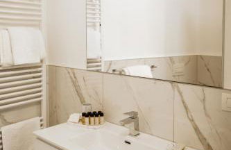 Belvedere 237A Lakeview Luxury Apartment - Foto 2