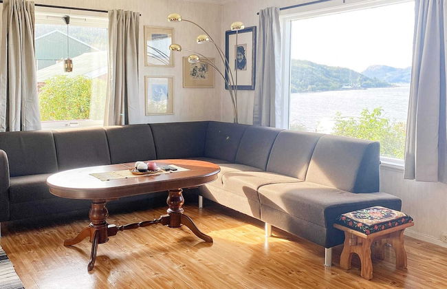 10 Person Holiday Home in Brekke - Foto 12