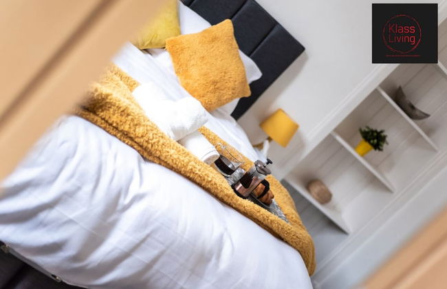 One Bedroom Apartment by Klass Living Serviced Accommodation Coatbridge - Albion Apartment with Wifi and Parking - Photo 2