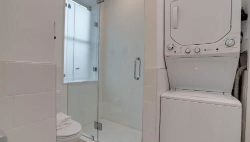 Sojourn's Eastern Market Carriage House Sleeps 2 - Foto 5