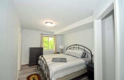 Black Bear Cabin - Fire Pit, Grill, View, Pet Friendly, Fireplace, King Bed, Wifi, Game Room - Foto 10