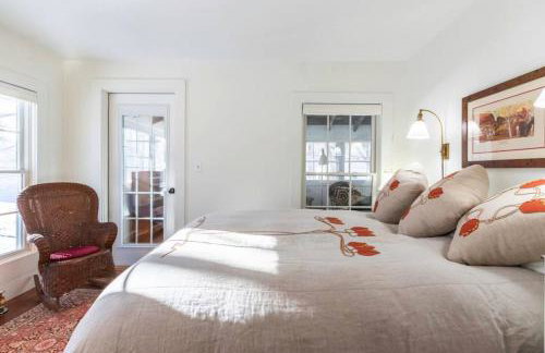 Beautifully Restored Home in Manchester Village - Foto 17