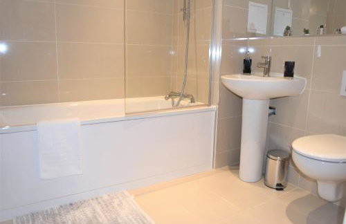 Urban Gem Apartment- Free parking - Photo 15