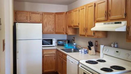 Large 2BR2BA Apartment Ideal for Long Stays - Foto 5