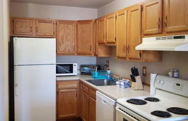 Large 2BR2BA Apartment Ideal for Long Stays - Foto 5