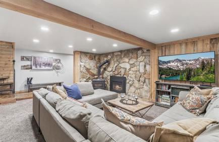 OVER THE RIVER AND THROUGH THE WOODS - Foto 20