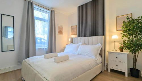 Charming 3-Bed Home Near Centre Free Parking - Foto 3