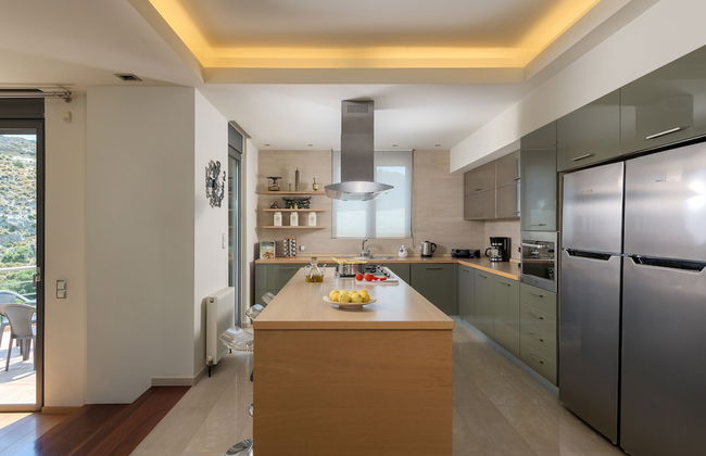 Ixian Hilltop Villa - Photo 9