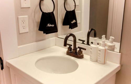 Sojourn at Colley Manor Unit 5 - Foto 3