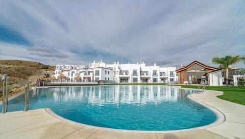 PA18- Stunning flat gym indoor and outdoor pool - Photo 2, Other