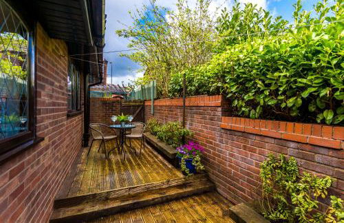 Spacious 4-Bed House Near Wigan Warrington - Foto 52