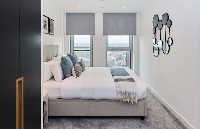 The Southwark Heights -modern 3-bedroom Flat With City Views - Photo 6