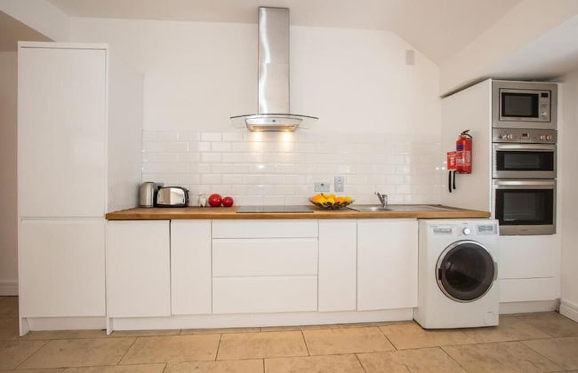 Grafton Street District Apartments - Photo 29