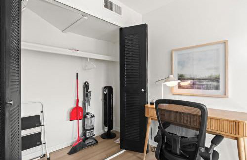 Renovated 1BR Upper Flat Modern King Suite - Foto 25