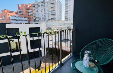 Modern apartment with balcony and free parking - Foto 29