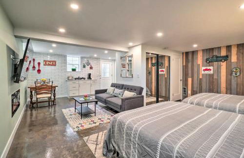 Ski and Hike Cozy Dtwn Reno Studio with Fireplace - Foto 18