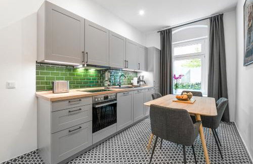 The Rother - Group Flat in Central Berlin, Family-Friendly, 2BR, 2- 4 Guests - Foto 6