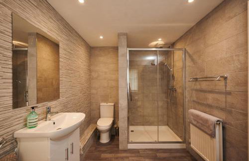 Sea Gem - large holiday cottage in Tenby with private parking - Foto 13