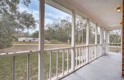 Secluded Mount Pleasant Home - 6 Mi to Beaches! - Photo 3