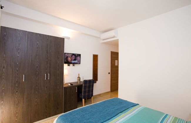 Trastevere's Friends - Photo 19