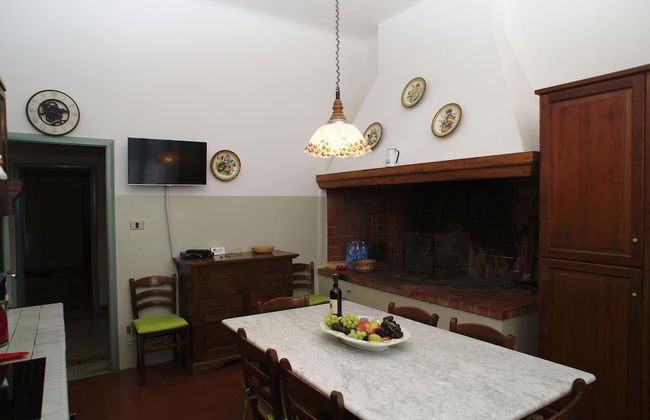 Scenic Escape in the Chianti - Photo 9