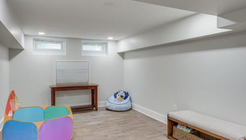 Explore Cleveland Attractions! Family-Focused Home - Photo 5