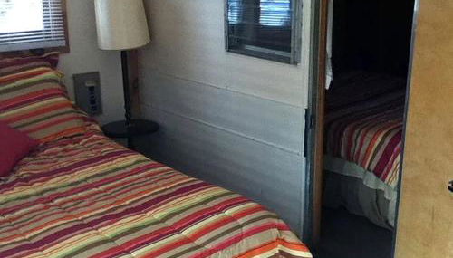 Rustic Cabin Beside the Great Sacandaga Lake in Northville, New York - Foto 5