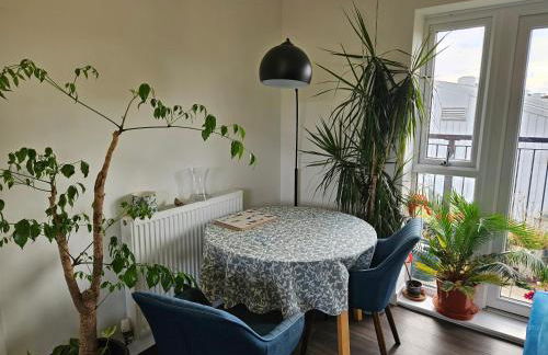 Stylish 1BD Flat with Parking Hackbridge - Foto 13