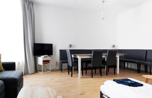 GREIF by ROCKCHAIR Apartments l SUPERHOST Status l 2 Bedrooms Boxspringbeds in City Center - Cozy Family & Business Flair welcomes you! - Foto 11