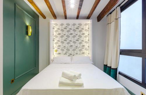 Refined and practical studio in historic center of Alicante - Photo 5