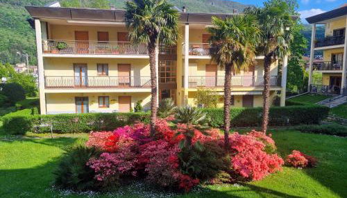 Residenza Lago Sereno - Photo 3, Garden, Garden view