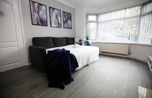 3 bedroom near airport Up to 40 percent off - Foto 41