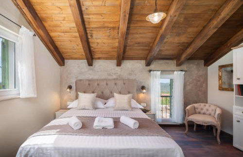 Villa Cavalleria Rusticana with heated pool and vineyard - Photo 26