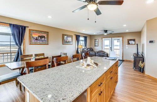 Wraparound Deck Newly Built Home in Grangeville! - Foto 10