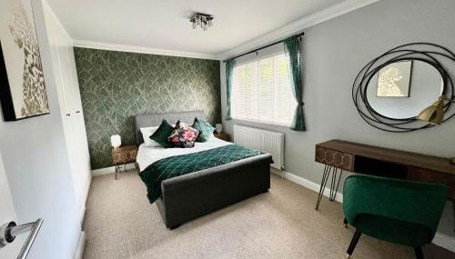 Modern Home, Close to the City Centre with Parking - Foto 3