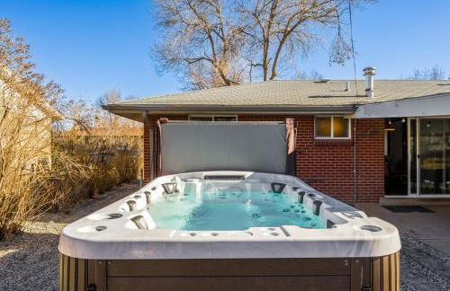 Huge Hot Tub, Theater Room, Family Friendly Oasis - Foto 31