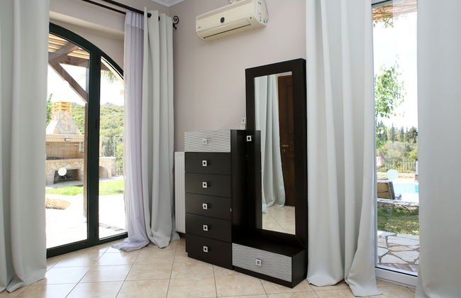 Villas Goudis - Photo 18