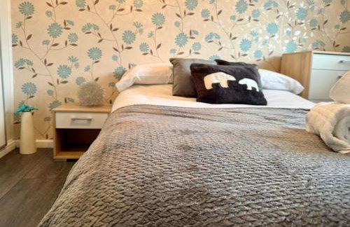 Stylish 3-Bed Family Pet-Friendly Home with Garden - Foto 28