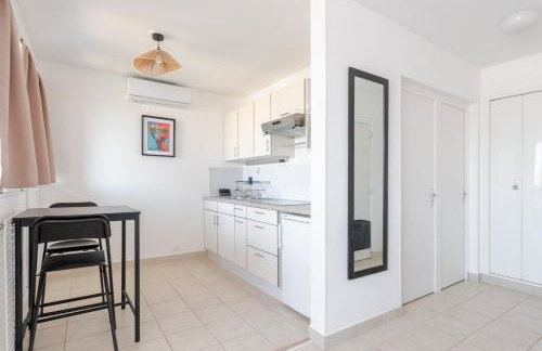 Cozy Retreat with Balcony - Lyon PartDieu TGV, Rhonexpress Airport - Photo 19