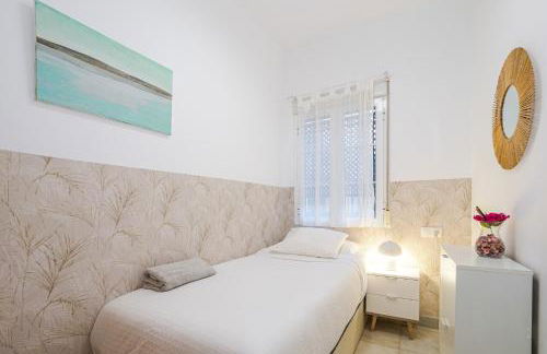 Bonito y muy fresco apartamento con patio privado - Photo 15