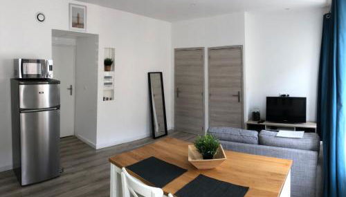 Joli logement au centre de Trévoux - Foto 2, minibar