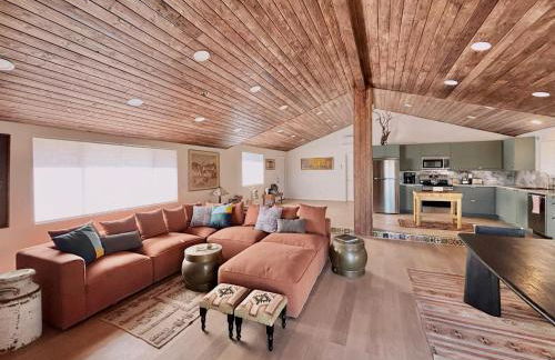 Private Joshua Tree Oasis with Pool & Hot Tub - Foto 12