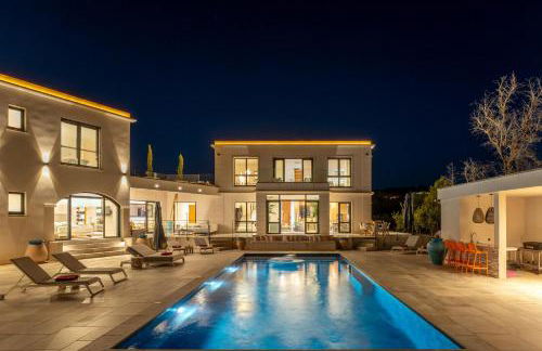 Villa Blue Pearl 10 pers piscine chauffée 10 minutes plage à pieds - Foto 1