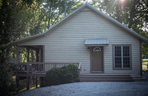 Outstanding Cabin with Hot-tub in Carbondale, Illinois - Foto 6